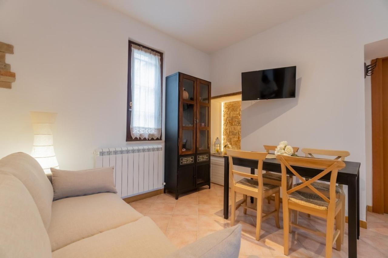 Residenza Messer Pajola Ασίζη Εξωτερικό φωτογραφία